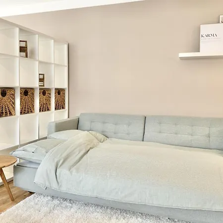 Modernes Beim Domplatz * Βίνερ Νόιστατ