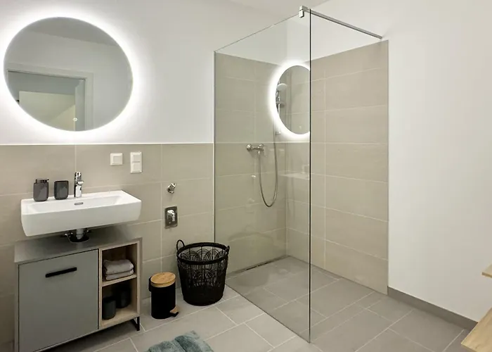 Modernes Beim Domplatz Wiener Neustadt